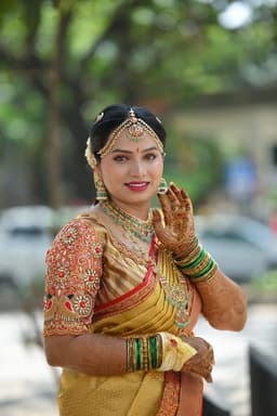 Deepa Naveen