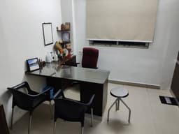 Dr. Renu Saraogi (Rishab Clinic)