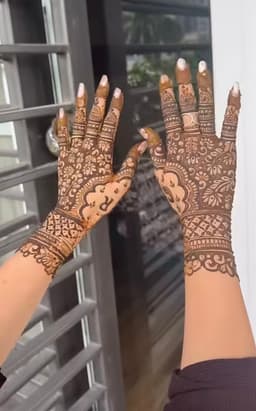 Laxmi Henna