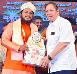 Pandith Manoj Kumar (Sri Sai Chakra Astrologer)