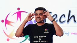 Saravanan Ganesh (TechSparx Technology Training School)
